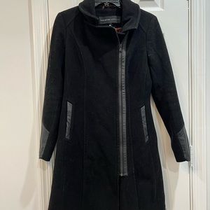 Andrew Marc Black elegant Coat!!
